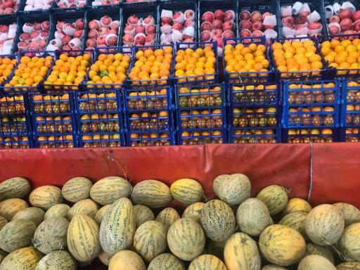 عکس بازار میوه و تره بار خرم رودی