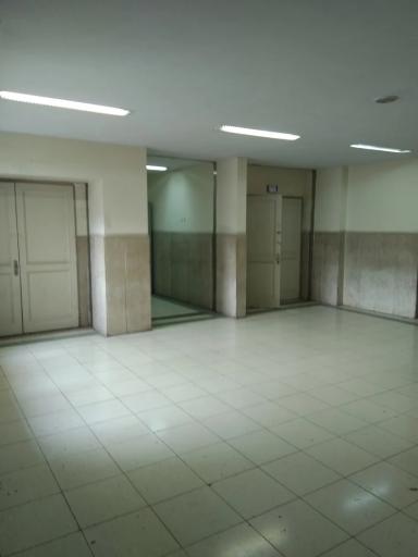 عکس دانشکده فنی و مهندسی دانشگاه آزاد اسلامی واحد تهران مرکز