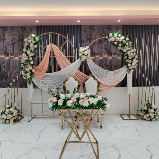 تالار پذیرایی گون آی