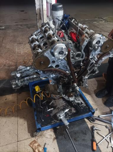 عکس تعمیرگاه گیربکس اتوماتیک اتووان