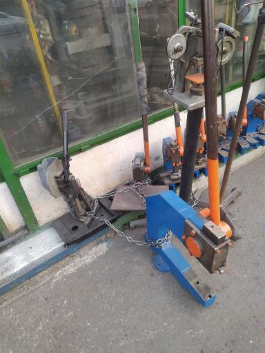 عکس تراشکاری و قالب سازی هاتفی