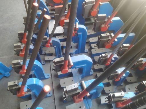 عکس تراشکاری و قالب سازی هاتفی