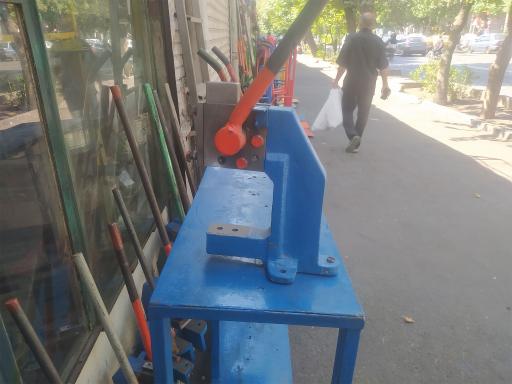 عکس تراشکاری و قالب سازی هاتفی