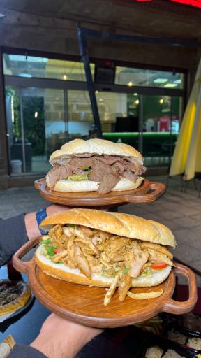 عکس رستوران دونر فکتوری