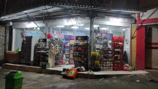 عکس ماد مارکت