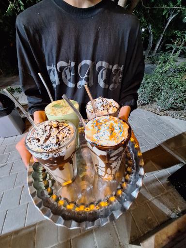 عکس کافه رستوران آوای خوش