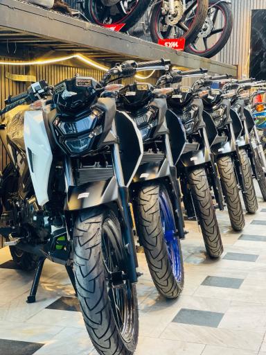 عکس فروشگاه موتور سیکلت سید