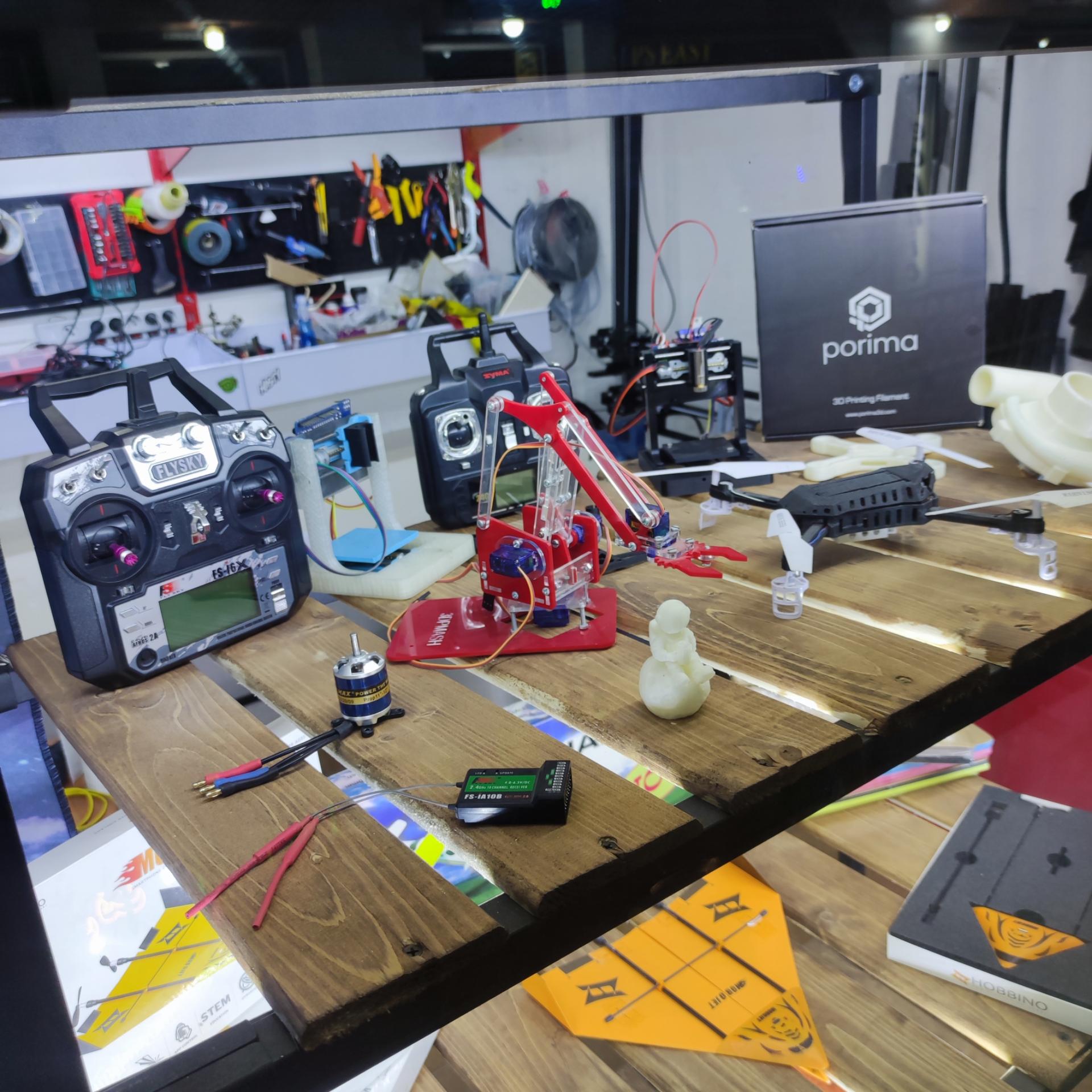 عکس گروه صنعتی پی مش