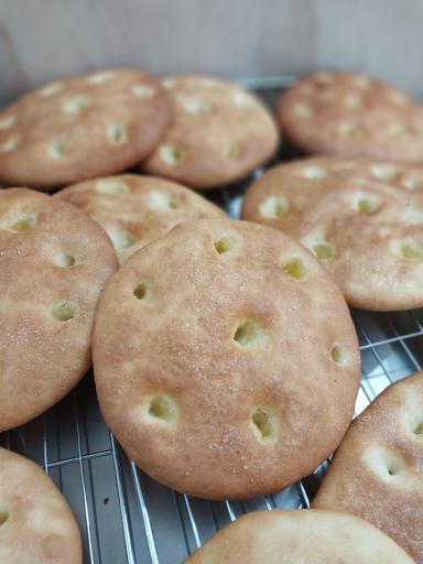 عکس هزار و یک نان