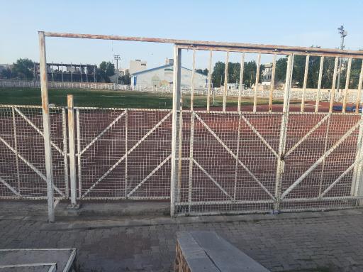 عکس ورزشگاه تختی اردبیل
