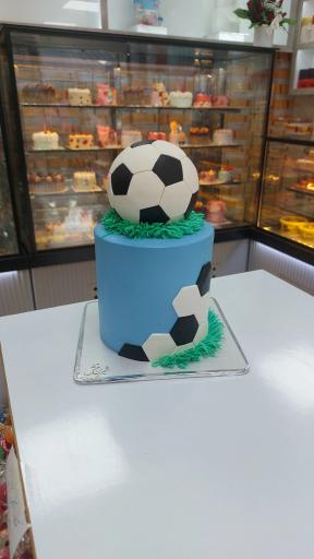 نان و شیرینی شیرین منش