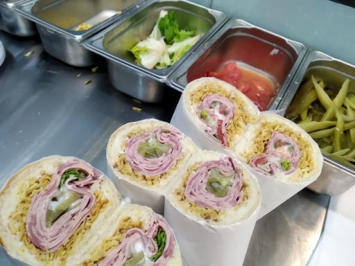 عکس سردویچ خان دایی