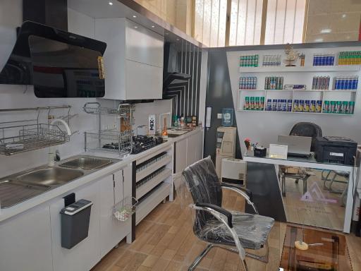 عکس فروشگاه صنعت ساختمان آنامیس