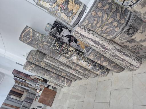 عکس شهر موکت و گلیم صفی زاده