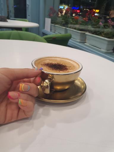 عکس کافه ماکان