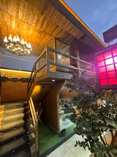 عکس کافه رستوران خونه ی من