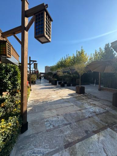 عکس کافه رستوران خونه ی من