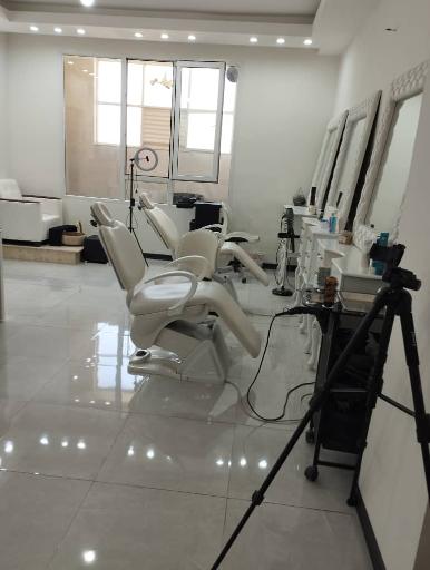 عکس سالن زیبایی مونا کاوه 