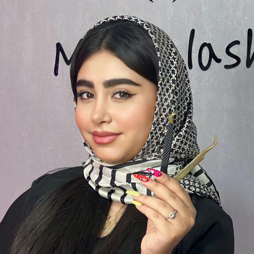 عکس کاشت و اکستنشن مژه مینابرادری