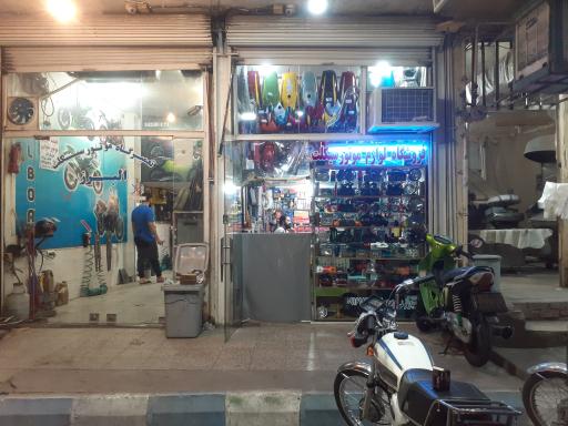 عکس لوازم یدکی موتورسیکلت داریوش