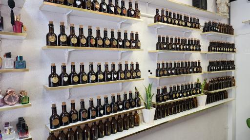 عکس عطر کالین