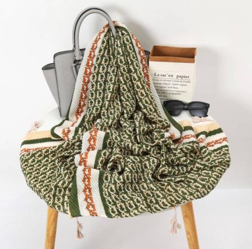 عکس فروشگاه شال و روسری بهلن گالری