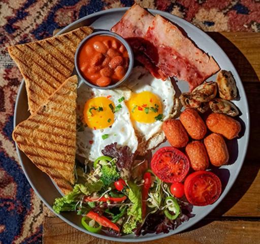 عکس کافه چنارو