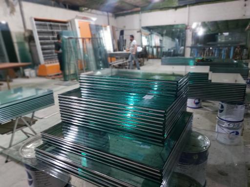 عکس شیشه دوجداره صفری