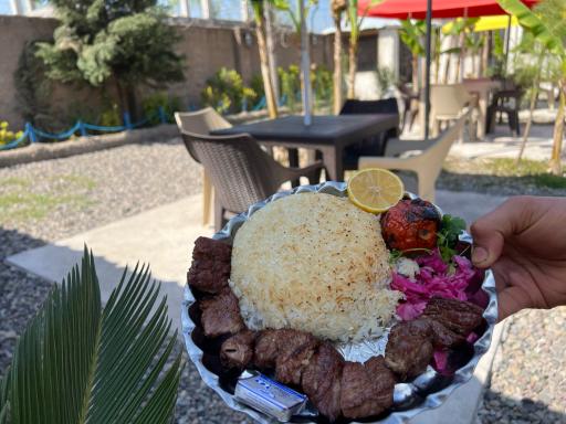 عکس رستوران سنتی فانوس