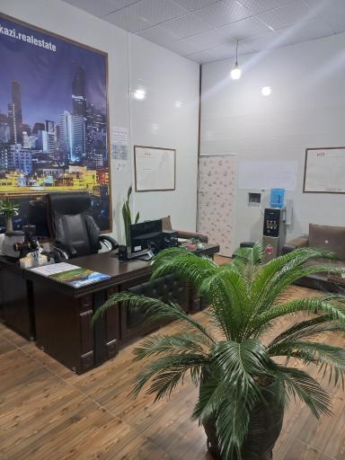 عکس مشاور املاک مرکزی