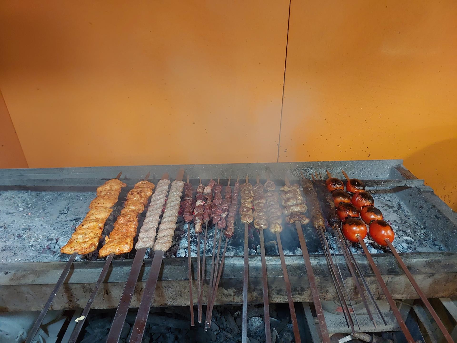 عکس جگرکی تک باربیکیو