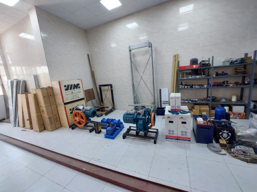 شرکت آسانسور و بالابر تعهد گستر یزد 