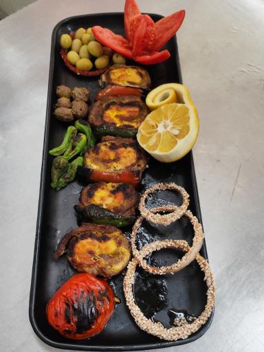 عکس رستوران خان بابا