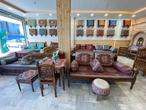 عکس دکوراسیون سنتی بلوط شعبه ملارد