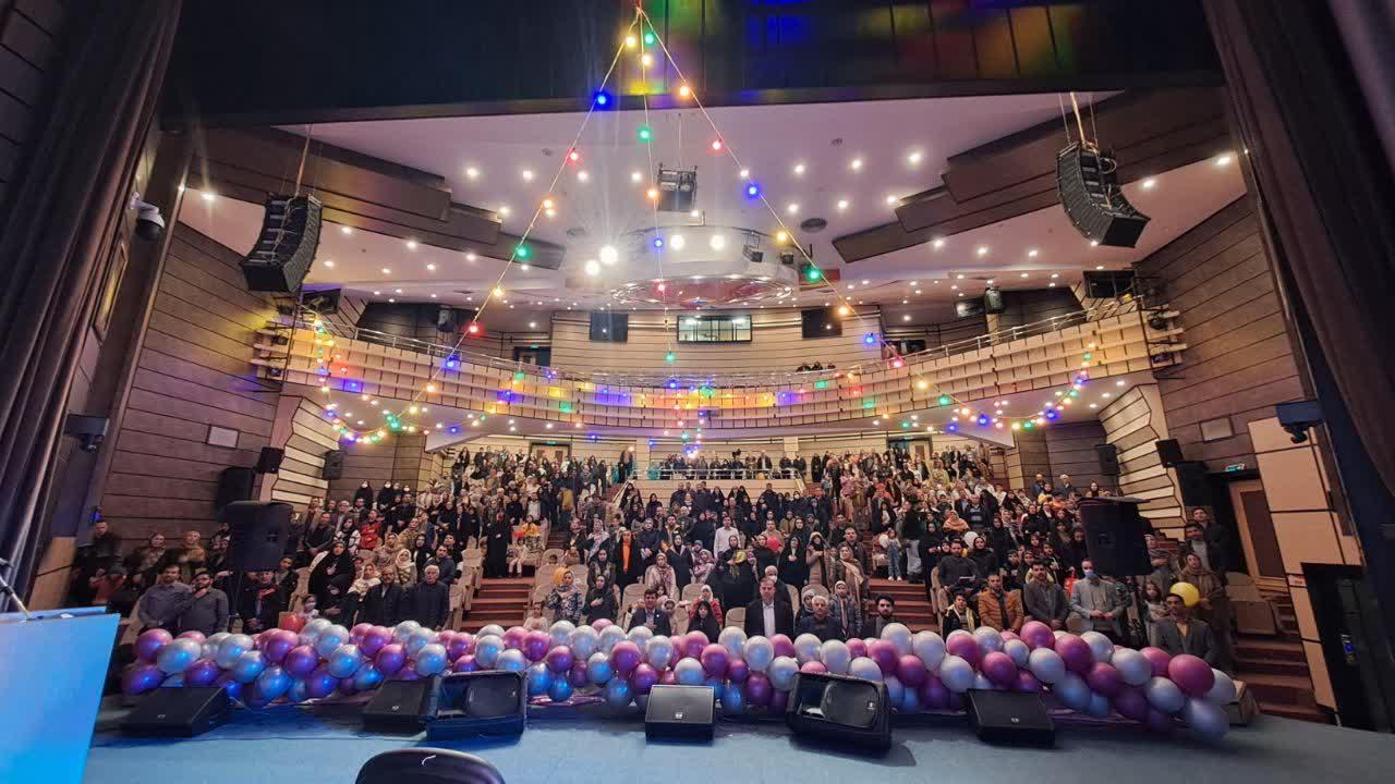 عکس سالن همایش‌های غدیر دانشگاه علوم پزشکی 