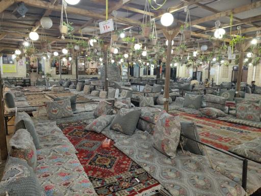 رستوران و سفره‌خانه سنتی همینه