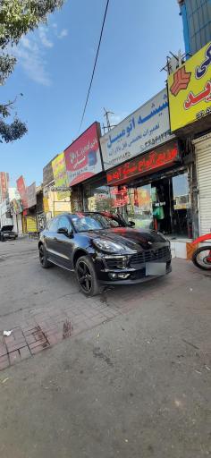 عکس شیشه اتومبیل سجاد