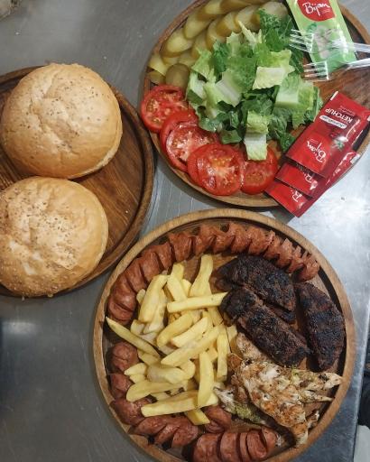 عکس کافه رستوران آراما