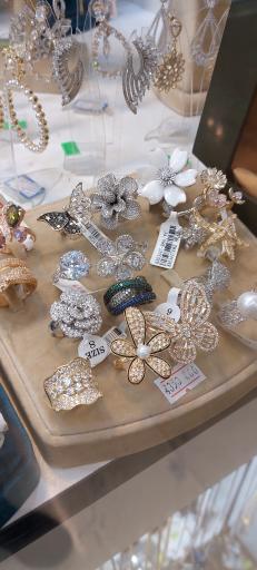 عکس اکسسوری ستاره طلایی 