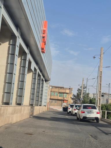 عکس نمایندگی سایپا مومنی