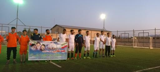 عکس مجموعه ورزشی کارگران شهید روح الله خاله ای بادرود 