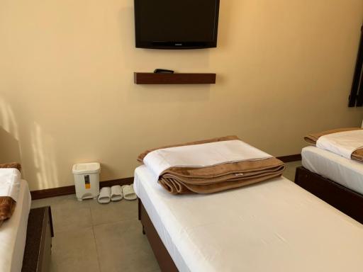 عکس مهمانپذیر ارس