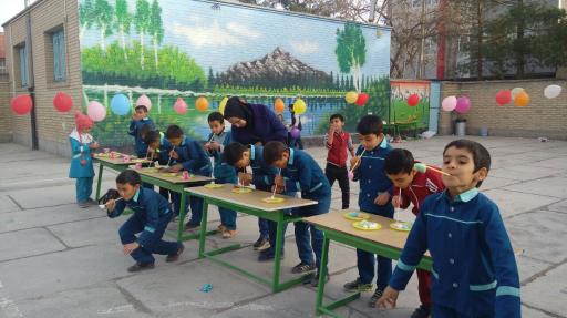 عکس دبستان پسرانه شهید آیت