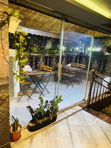 عکس کافه بارشین