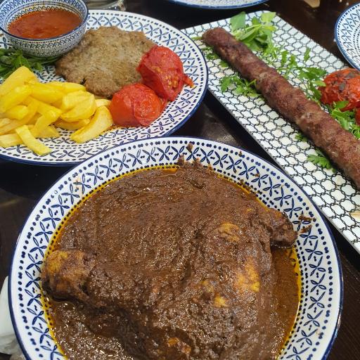عکس رستوران خان بابا