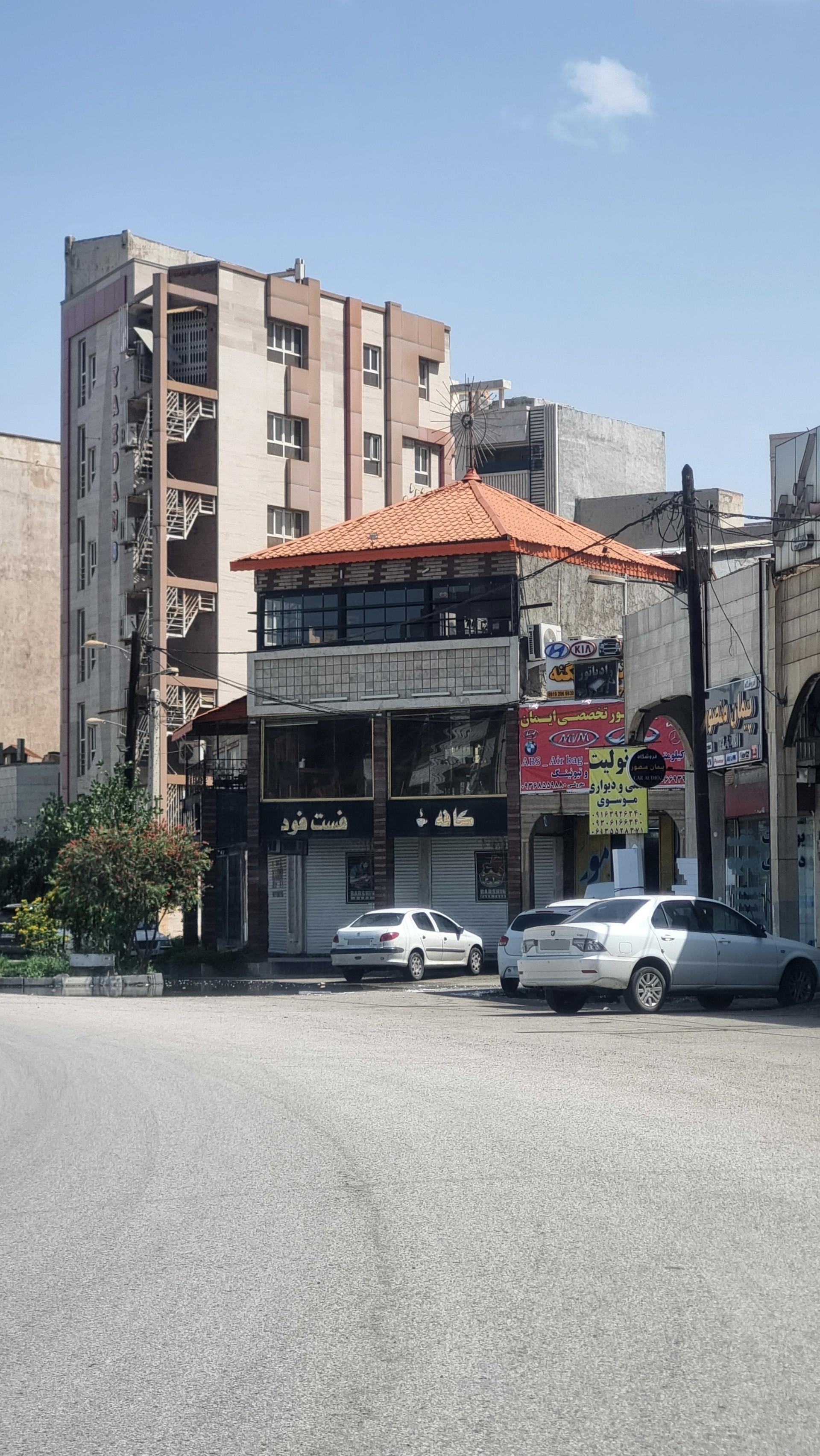 عکس کافه بارشین