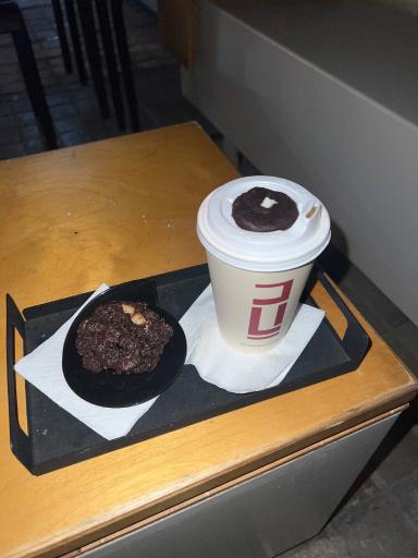 عکس قهوه و کوکی دایا Daya