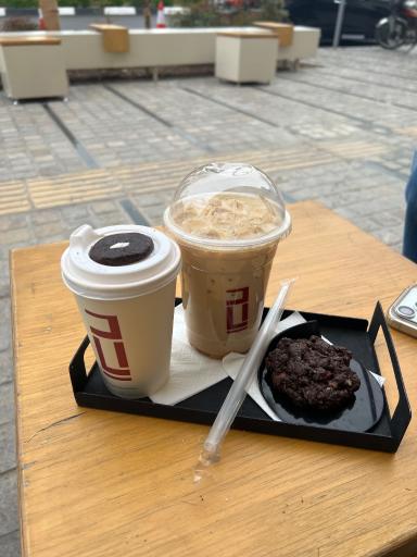 عکس قهوه و کوکی دایا Daya