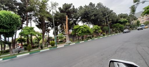 عکس میدان استقلال (اسبی)