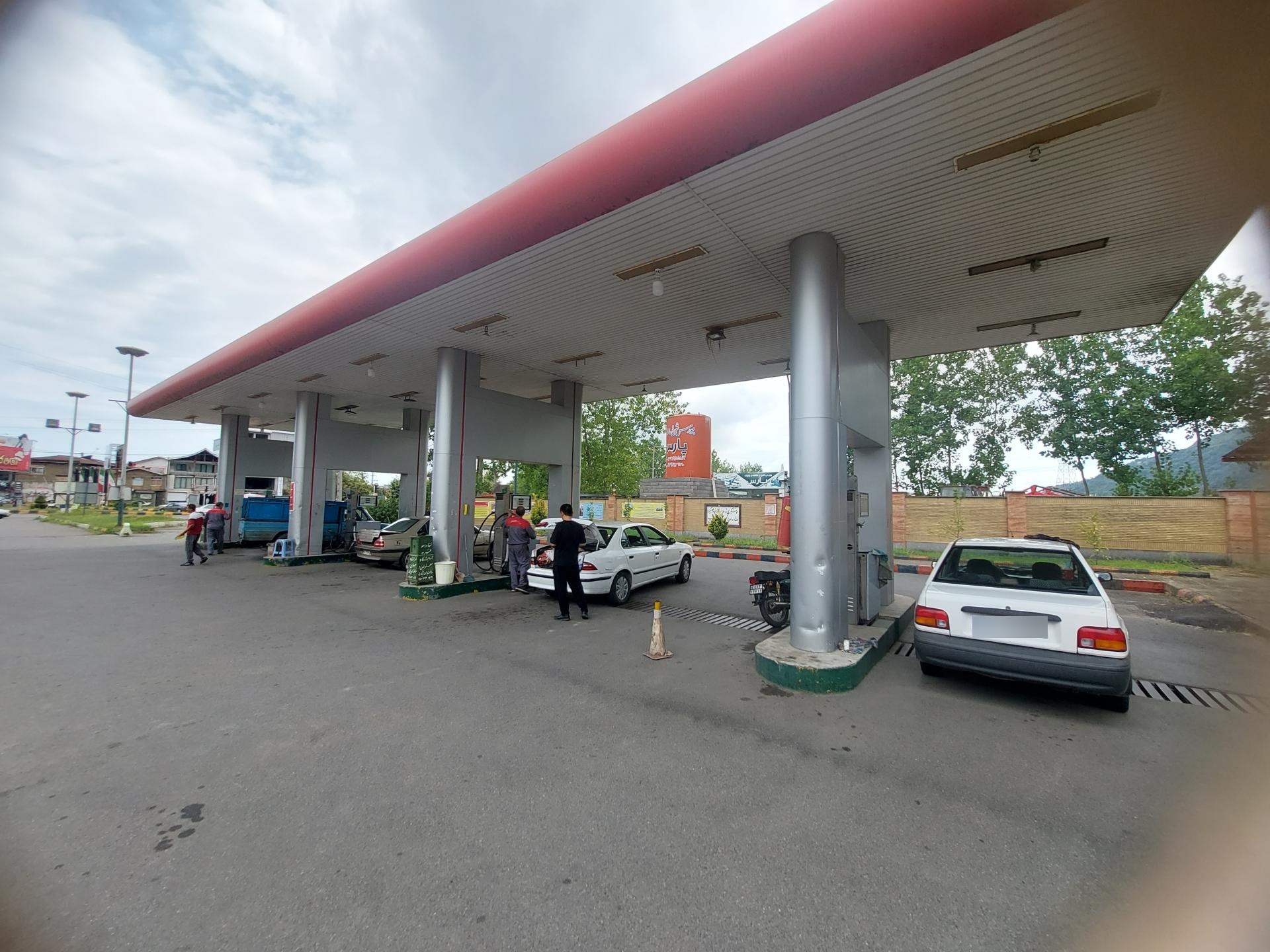 عکس پمپ گاز CNG